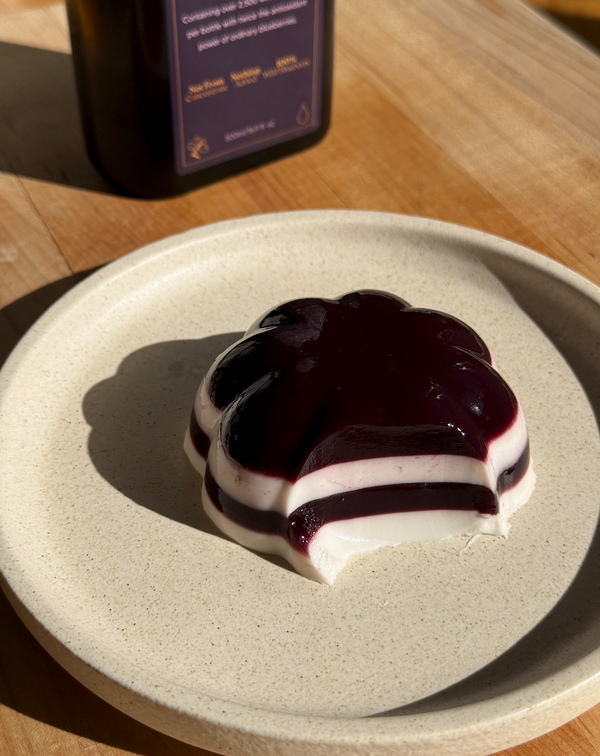 Wild Blueberry and Coconut Jelly